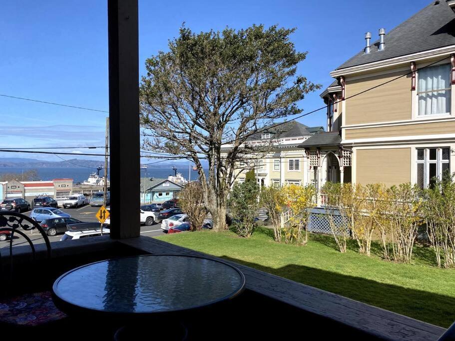 Historic Downtown Riverview Flat, No. 2 Astoria Kültér fotó